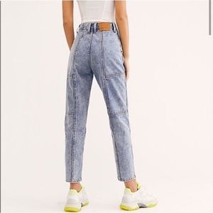 Levis premium utility mom jean cotton tapered acid wash 28 ankle